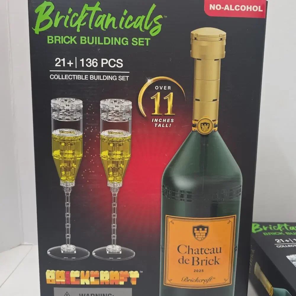2 Brickcraft Chateau De Brick Bricktanicals 136 pc Bottle + Champagne Glasses